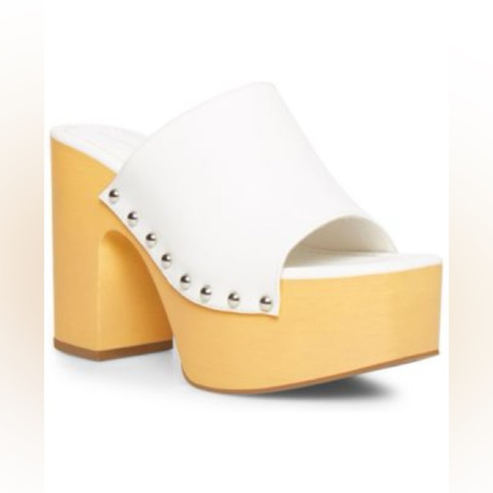 Madden Girl Harrps White Pari Platform Heels size 7.5